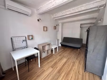 location appartement 1 pièce 26m² toulon 83000