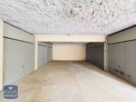 location parking martigues 13500