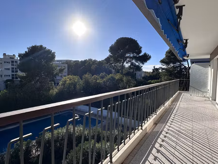 location appartement 4 pièces 94m² toulon 83000