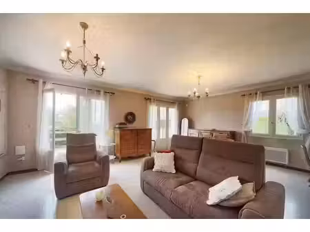 vente maison 5 pièces 98.6 m² à lauzerte (82110)  199 000 €