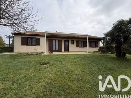 maison à pougne-hérisson (79130)