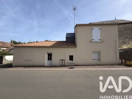 maison à saint-varent (79330)