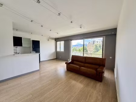 a vendre - appartement t2 + bureau avec parking - valence centre