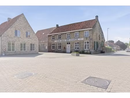 huis te koop in veurne met 4 slaapkamers