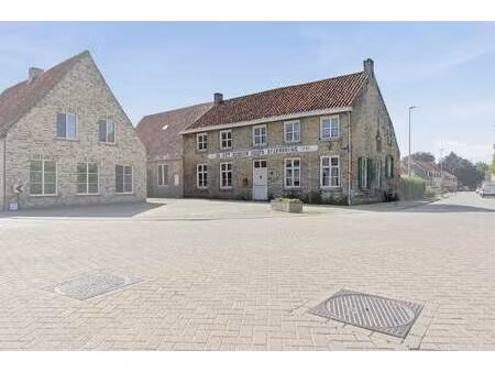 huis te koop in veurne met 4 slaapkamers