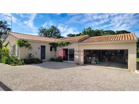 maison lavoux 4 pièce(s) 105 m2