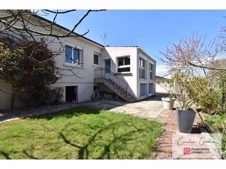 maison 6 pièce(s) 107 m2+terrain constructible détachable avec accès indépendant