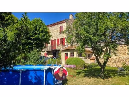 maison de caractère en pierres  152 m²   jardin  terrasse et dépendances   proche issoire