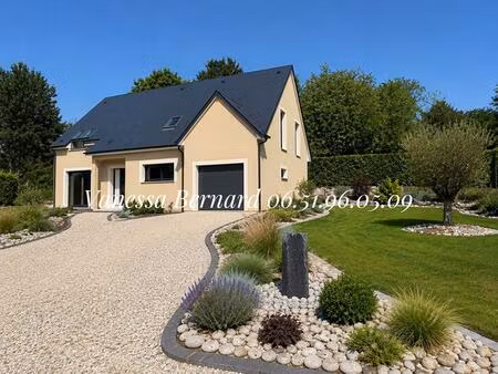 14130 maison de 175 m² 5 chambres proche pt l'evêque 609 000 euros