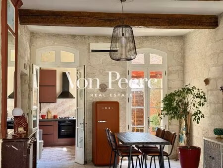 appartement de caractère en plein cœur d'avignon
