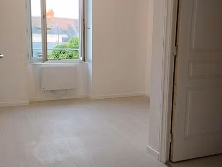 location appartement 1 pièce  20.75m²  nantes