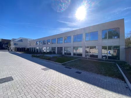 nieuwbouw kantoren op strategische locatie in destelbergen