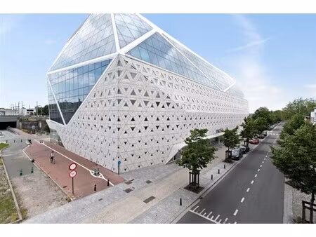 diamond building - ingericht kantoren
