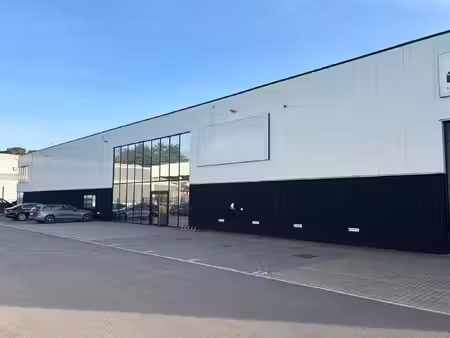 te huur showroom + magazijn