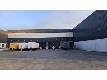 logistiek met kantoren