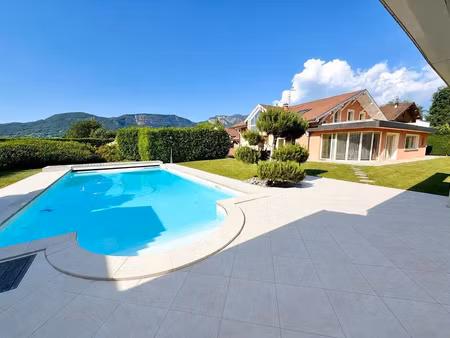 vente maison 10 pièces 249 m² la roche-sur-foron (74800)