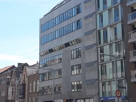 volledig rerenoveerde kantoren te huur vanaf 150 m²