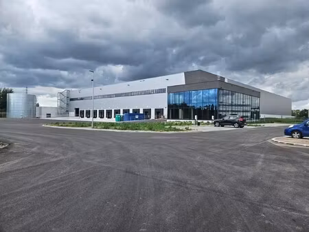 2 nieuwbouw logistieke units met kantoor