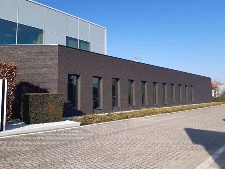 polyvalent bedrijfgebouw te huur in schelle