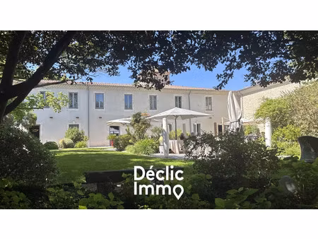 vente propriété 10 pièces nîmes 30000 - 3276000 € - surface privée