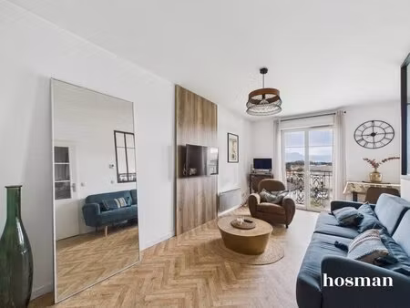 2 pièces de 41 m² avec parking - dernier étage - rue ausone  bruges