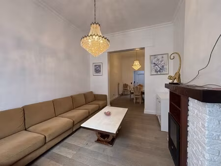 bemeubeld appartement te huur!