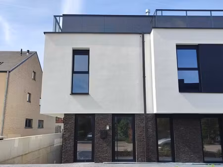 gelijkvloers nieuwbouwappartement te huur in opwijk