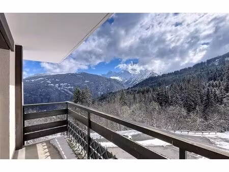 appartement avec vue sur le mont blanc  piscine  court de tennis