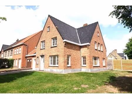 te huur: ruime woning met 5 slaapkamers  tuin en garage