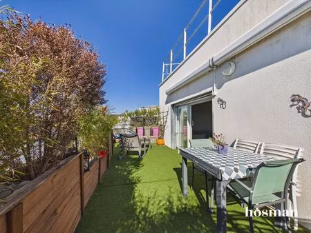 duplex 3 pièces  78 m² carrez avec terrasses de 60 m²  ascenseur  parking  mini piscine -.