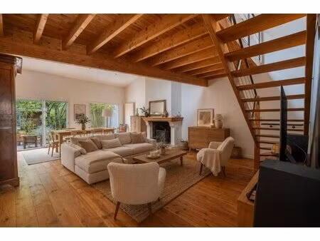 maison de 6 pièces de 176 m² située à talence