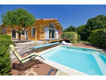 vente maison 8 pièces  330.00m²  rives de l'yon