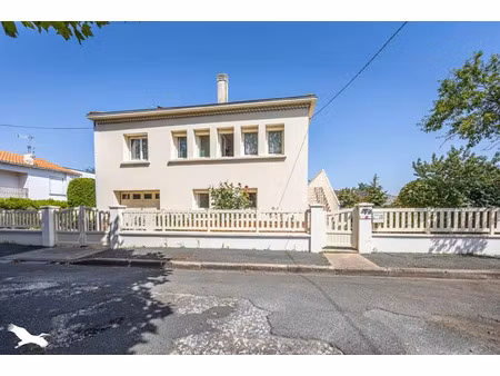 vente maison 4 pièces 117.8 m² à aytre (17440)  375 264 €