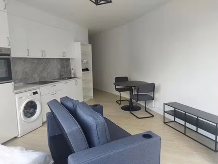 appartement à louer à rue saint-alphonse saint-josse-ten-noode (vbe29928)
