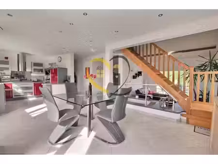 vente maison 4 pièces 136 m² à sandillon (45640)  370 000 €