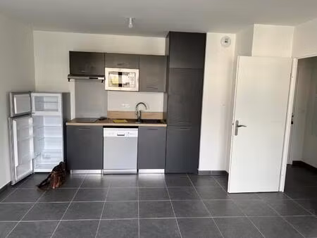 location appartement 2 pièces 42m² melun 77000