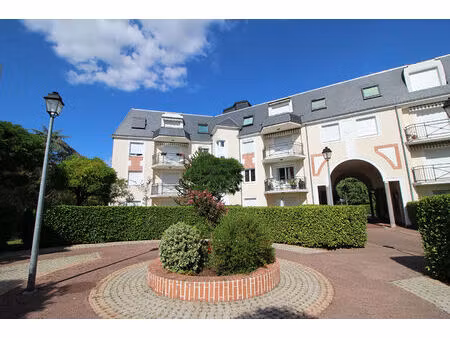 location appartement 4 pièces 94m²