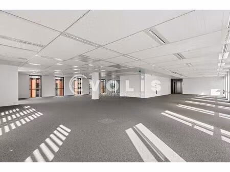 location bureaux 1 180 m² à 13 078 m²