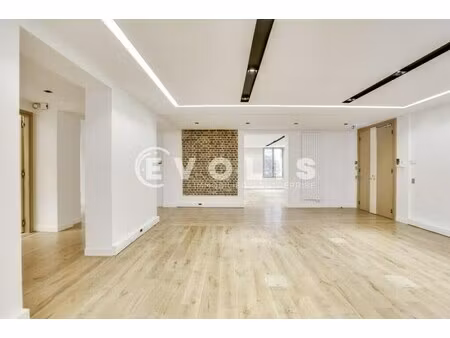 location bureaux 170 m²