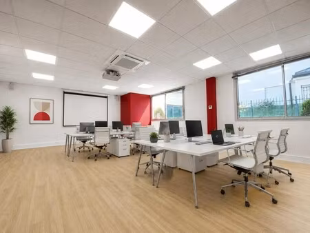 location bureaux 100 m²