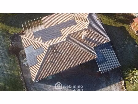 maison de plain-pied idéale pour une vie paisible  à 5 min d'hagetmau