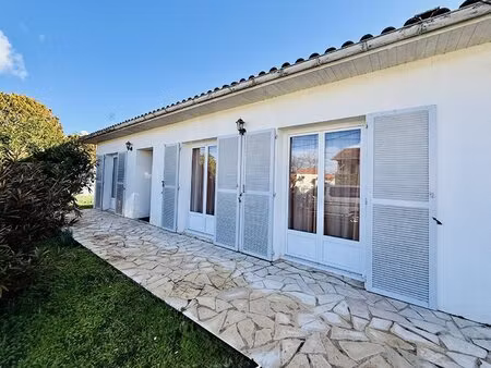 maison de plain pied  commodités accessibles à pied