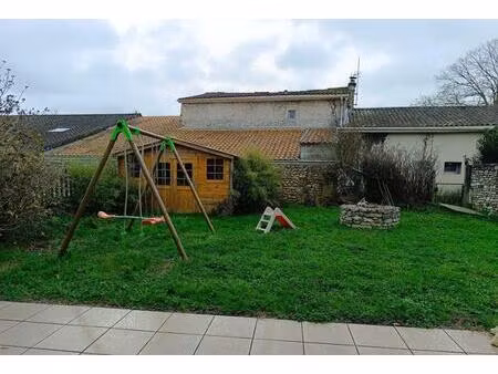 location maison 5 pièces 145 m² à saugon (33920)