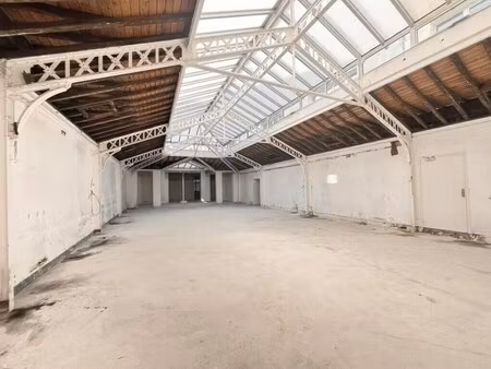 location bureaux 55 m² à 1 343 m²