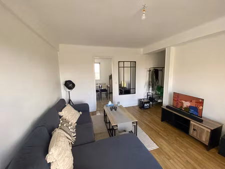 appartement t2 de 43 90 m² à châteauroux entre le centre-ville et cap sud -