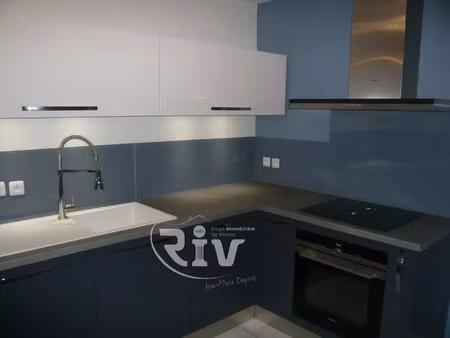 appartement t3 - 3ème étage - vienne