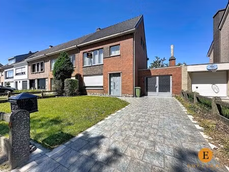 huis te koop in sint-niklaas met 4 slaapkamers