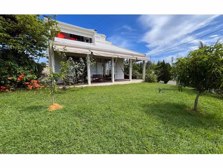 location maison  183.96 m² t-4 à schoelcher  2 056 €