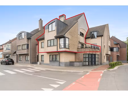 appartement te koop in meise met 3 slaapkamers