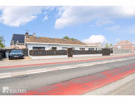 huis te koop in stekene met 3 slaapkamers